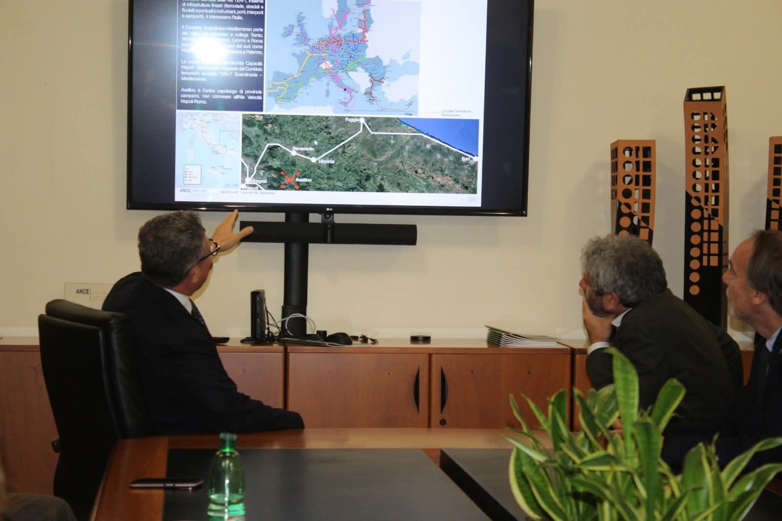 17 novembre 2025 – Incontro con il candidato On. Roberto Fico per la presentazione del progetto “Connecting Avellino”